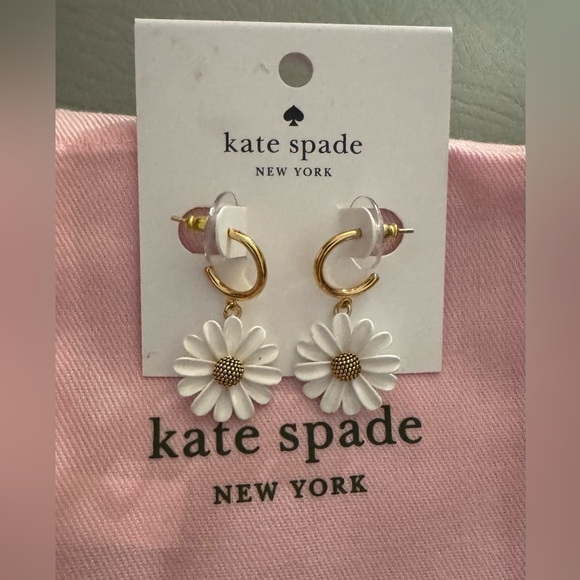 Kate Spade “off we go” daisy hoop earrings - Picture 2 of 4